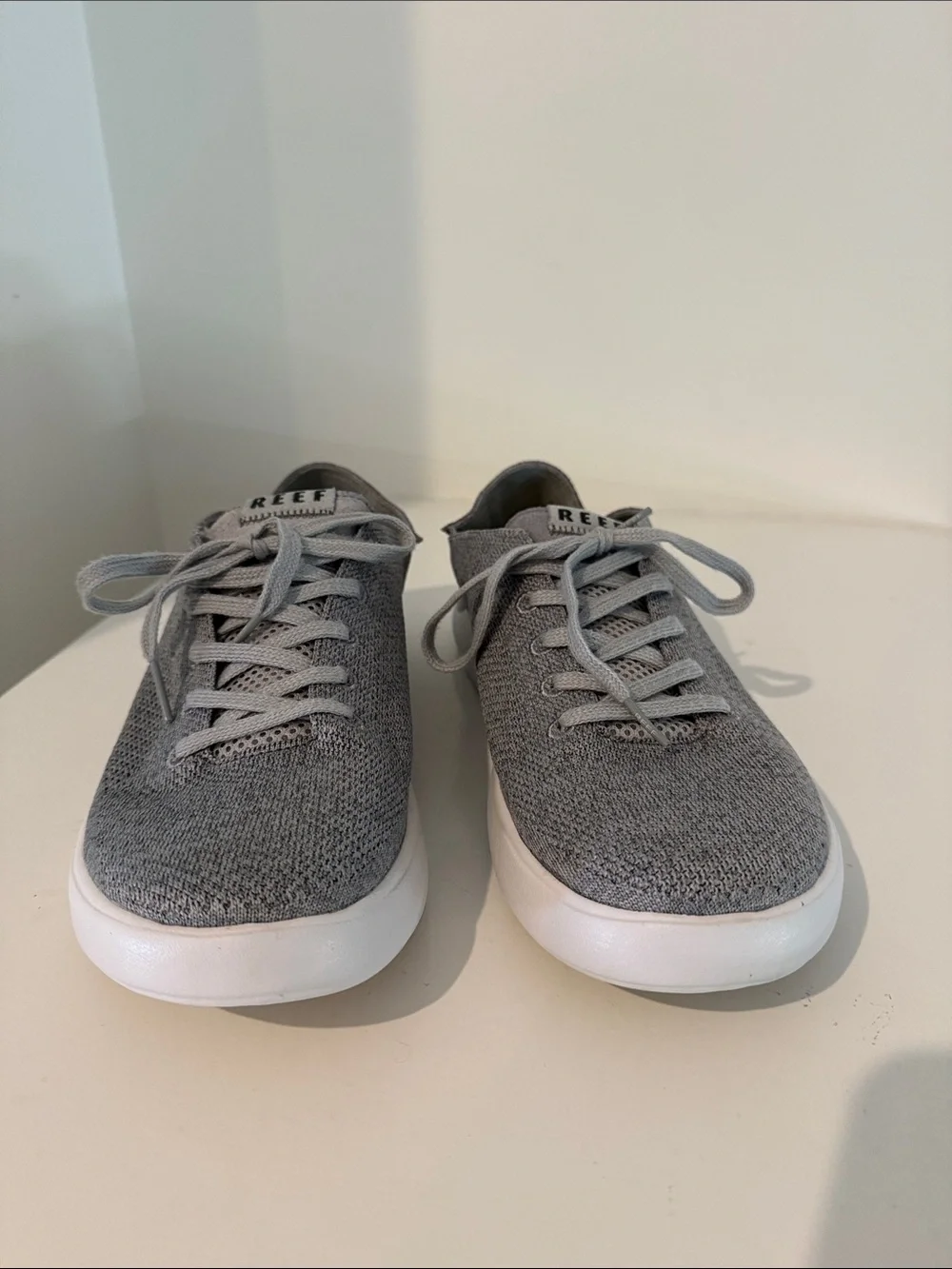 Reef Men's Neptune Light Grey Knit Lace-Up Sneakers with White Soles